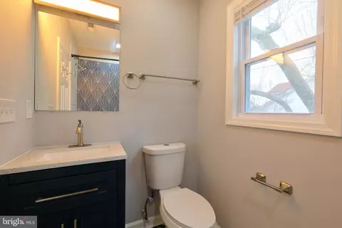 4600 Schley Ave, Baltimore, MD 21206 photo 22