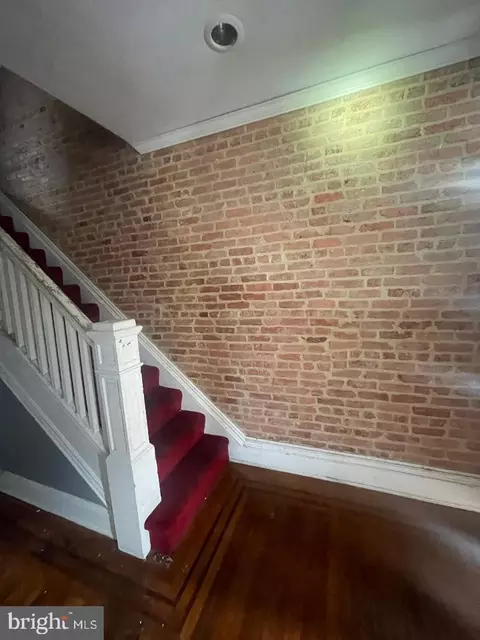 Entry Way - 2624 E Biddle St, Baltimore, MD 21213 photo 3 of 12