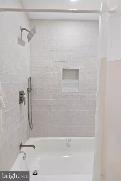 Bath - 730 E 21st St, Baltimore, MD 21218 photo 3 of 4