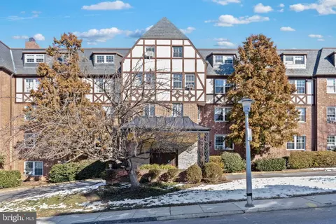 310 Ridgemede Rd #302, Baltimore, MD 21210