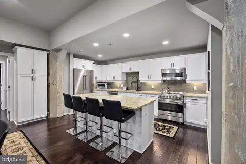 Kitchen - 1200 Steuart St #1812, Baltimore, MD 21230 photo 1 of 5