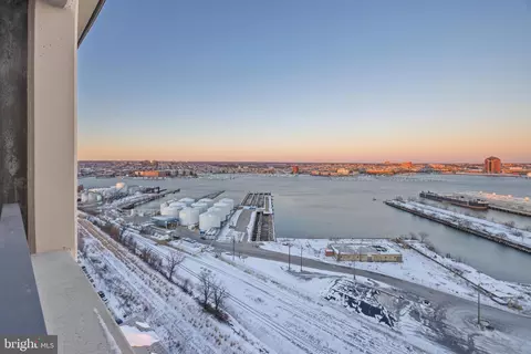 View/Area - 1200 Steuart St #1812, Baltimore, MD 21230 photo 5 of 8