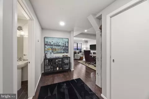 Entry Way - 1200 Steuart St #1812, Baltimore, MD 21230 photo 1 of 2