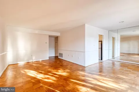 1 Cross Keys Rd #1D, Baltimore, MD 21210