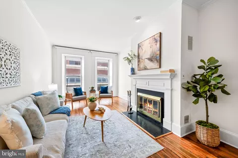 521 S Sharp St, Baltimore, MD 21201 photo 13