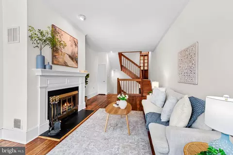 521 S Sharp St, Baltimore, MD 21201 photo 14
