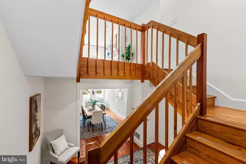 521 S Sharp St, Baltimore, MD 21201 photo 12