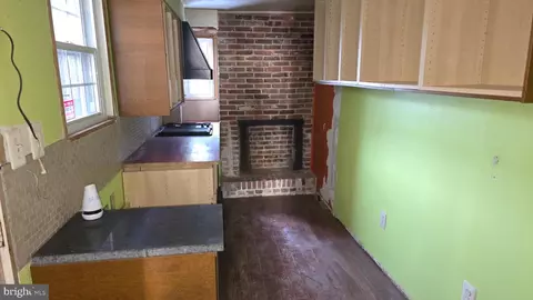 714 Druid Hill Ave, Baltimore, MD 21201 photo 4