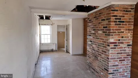 714 Druid Hill Ave, Baltimore, MD 21201 photo 13