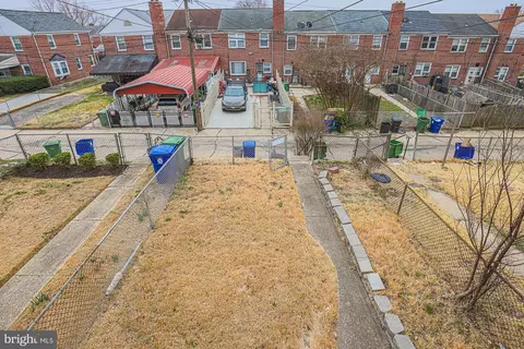 Exterior - 1233 Gleneagle Rd, Baltimore, MD 21239 photo 2 of 2