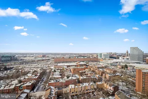 View/Area - 10 E Lee St E #1804, Baltimore, MD 21202 photo 1 of 3