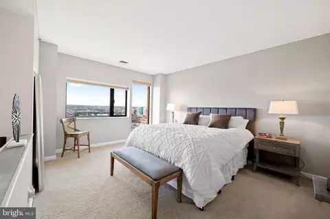 Bedroom - 10 E Lee St E #1804, Baltimore, MD 21202 photo 1 of 2