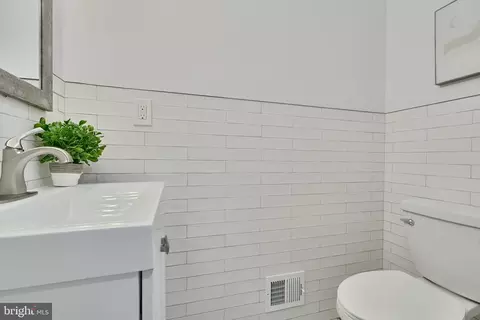 Bath - 1326 Webster St, Baltimore, MD 21230 photo 1 of 9
