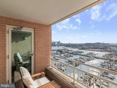 View/Area - 100 Harborview Dr #1008, Baltimore, MD 21230 photo 4 of 13