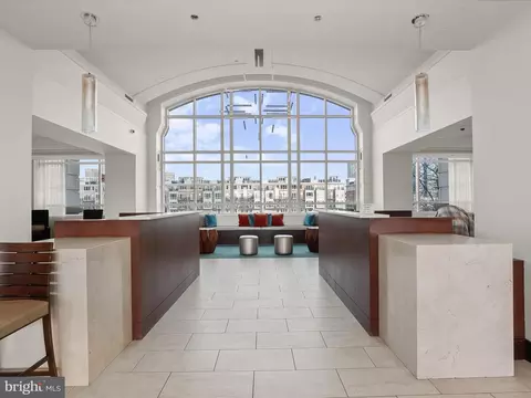 Entry Way - 100 Harborview Dr #1008, Baltimore, MD 21230 photo 1 of 5