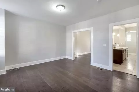 3903 Ridgewood Ave, Baltimore, MD 21215 photo 5