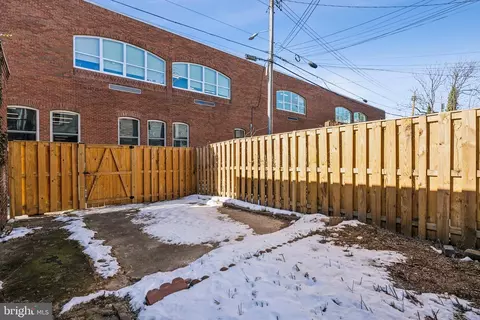 Exterior - 2602 N Calvert St, Baltimore, MD 21218 photo 8 of 8