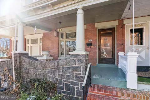 Exterior - 2602 N Calvert St, Baltimore, MD 21218 photo 3 of 8