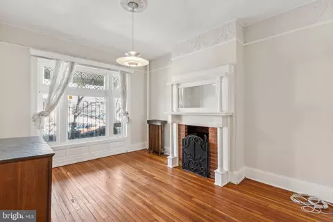 Living - 2602 N Calvert St, Baltimore, MD 21218 photo 1 of 8