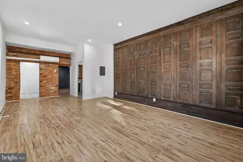 Living - 845 E Lombard St E, Baltimore, MD 21202 photo 2 of 6
