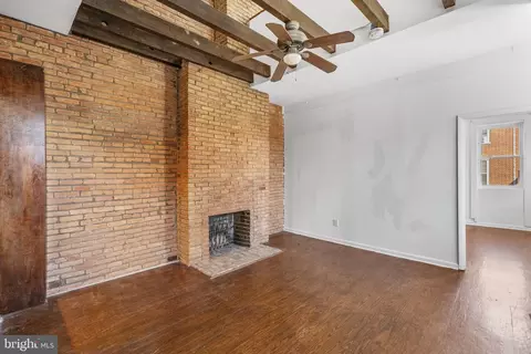 Living - 845 E Lombard St E, Baltimore, MD 21202 photo 4 of 6