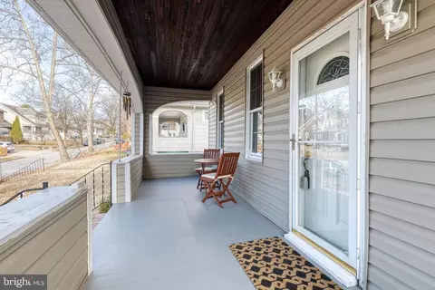 Exterior - 431 Westgate Rd, Baltimore, MD 21229 photo 4 of 6