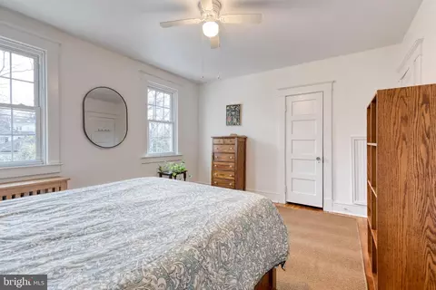 Bedroom - 431 Westgate Rd, Baltimore, MD 21229 photo 2 of 3