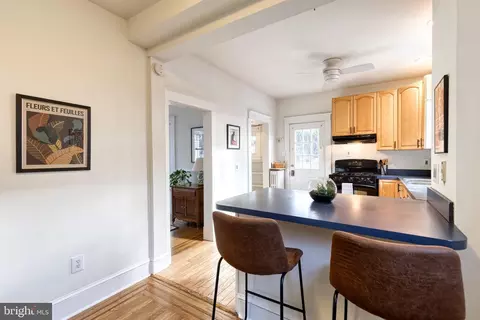 Kitchen - 431 Westgate Rd, Baltimore, MD 21229 photo 2 of 5
