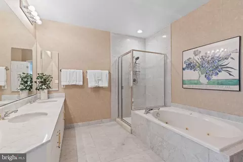 100 Harborview Dr #2004, Baltimore, MD 21230 photo 19