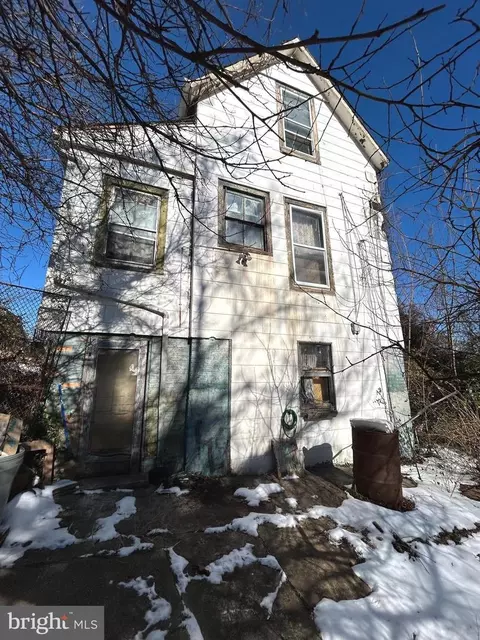 2815 Walbrook Ave, Baltimore, MD 21216 photo 4
