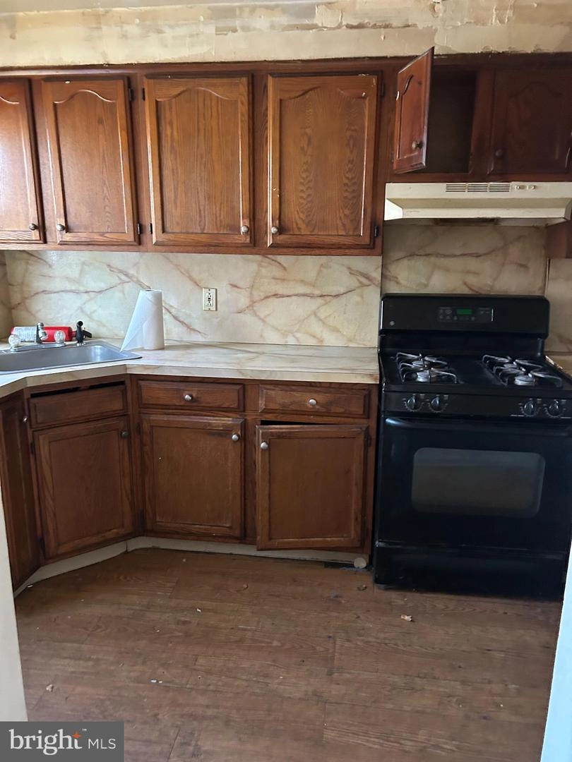 Kitchen - 4808 Aberdeen Ave, Baltimore, MD 21206 photo 1 of 1