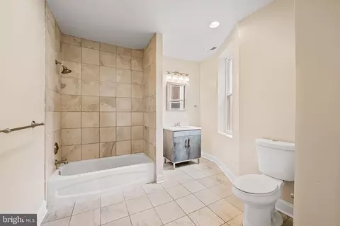 1811 Eutaw Pl, Baltimore, MD 21217 photo 40
