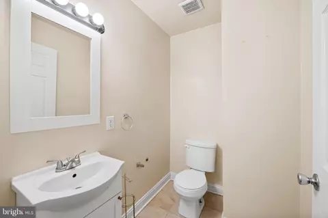 1811 Eutaw Pl, Baltimore, MD 21217 photo 21