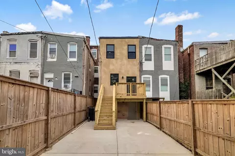Exterior - 709 E 21st St, Baltimore, MD 21218 photo 7 of 8