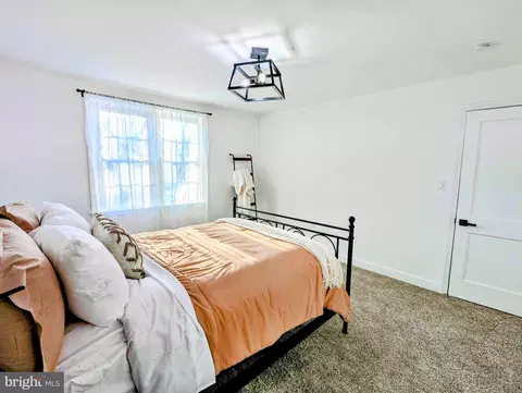 Bedroom - 809 Wedgewood Rd, Baltimore, MD 21229 photo 1 of 4