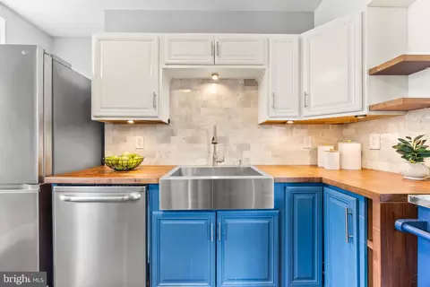 Kitchen - 1505 Union Ave, Baltimore, MD 21211 photo 4 of 4