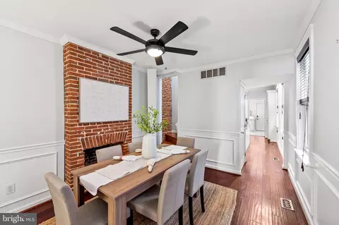 Entry Way - 1308 William St, Baltimore, MD 21230 photo 2 of 8