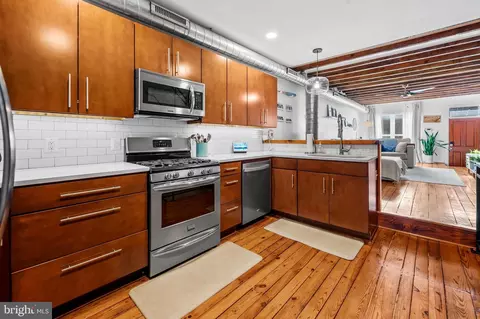 748 E Fort Ave, Baltimore, MD 21230 photo 7