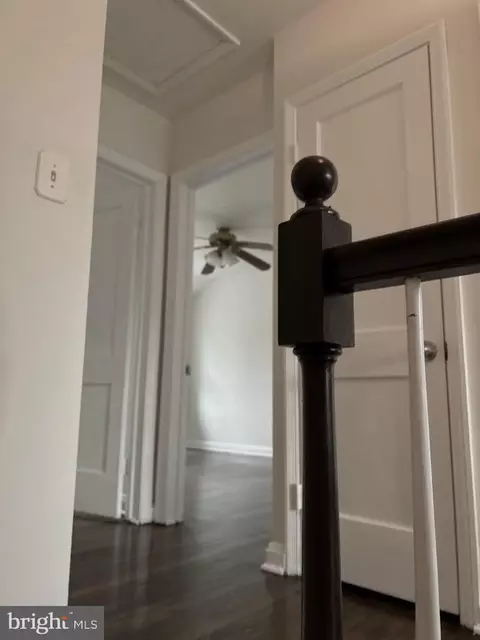Entry Way - 603 Braeside Rd, Baltimore, MD 21229 photo 5 of 9