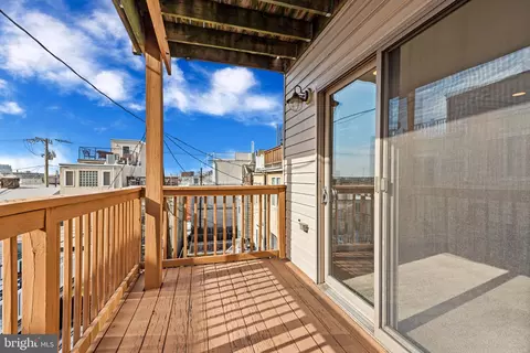Exterior - 3417 Dillon St, Baltimore, MD 21224 photo 2 of 4