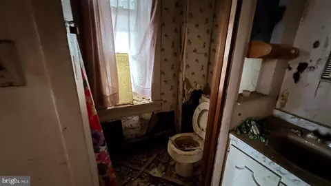744 E Preston St, Baltimore, MD 21202 photo 8