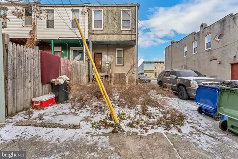 Exterior - 1819 E Federal St, Baltimore, MD 21213 photo 1 of 1