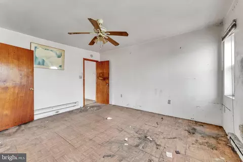 Bedroom - 1819 E Federal St, Baltimore, MD 21213 photo 4 of 4