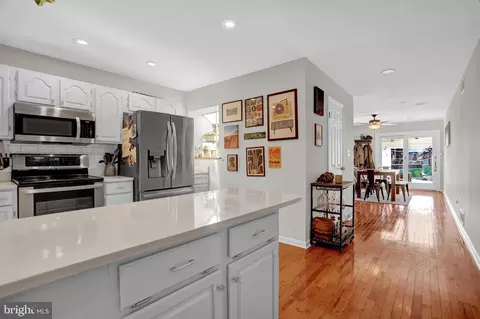 703 Berry St, Baltimore, MD 21211 photo 8