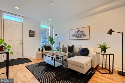 1351 Andre, Baltimore, MD 21230 photo 3
