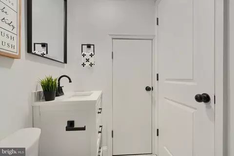 1351 Andre, Baltimore, MD 21230 photo 49