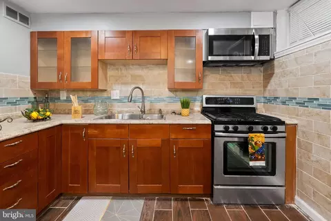 Kitchen - 4032 Balfern Ave, Baltimore, MD 21213 photo 2 of 2