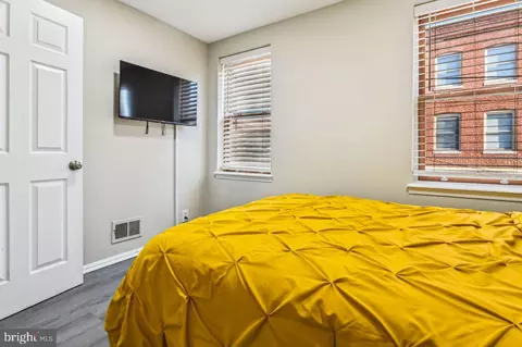Bedroom - 512 Warner St, Baltimore, MD 21230 photo 3 of 8