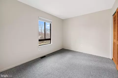 Bedroom - 4320 Roland Spring Dr, Baltimore, MD 21210 photo 4 of 7