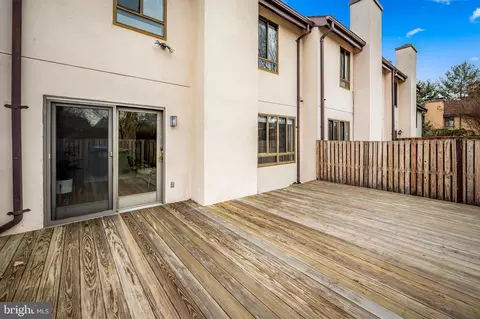 Exterior - 4320 Roland Spring Dr, Baltimore, MD 21210 photo 4 of 5
